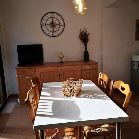 Apartment T2 Avec Grande Terrasse Et Vue Degagee *